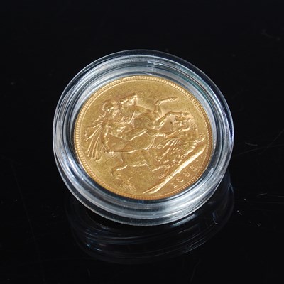 Lot 47 - A Victorian gold sovereign, dated '1895'.