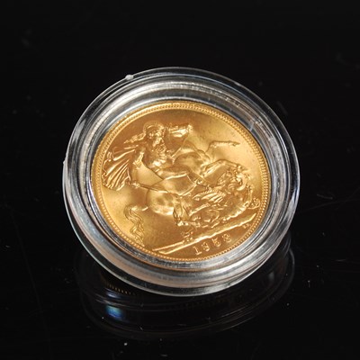 Lot 49 - An Elizabeth II gold sovereign, dated '1958'.