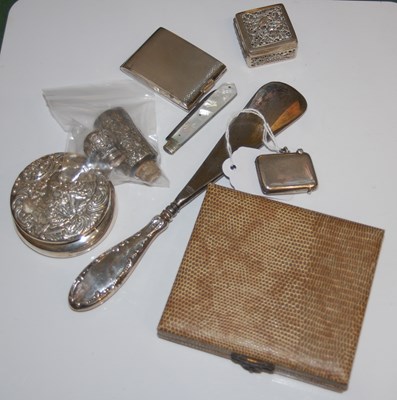 Lot 168 - A collection of silver items, to include a...