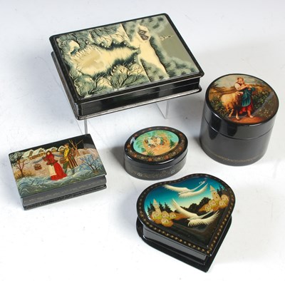 Lot 245 - A collection of five assorted Russian lacquer...