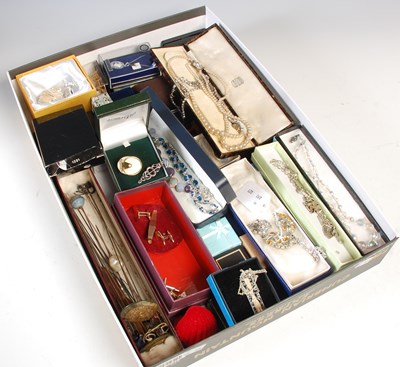 Lot 278 - A box of assorted costume jewellery necklaces...