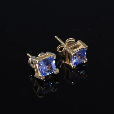 Lot 294 - A pair of yellow metal mounted tanzanite...