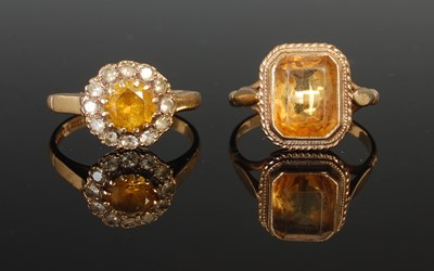 Lot 312 - A 9ct gold and citrine single stone ring, size...