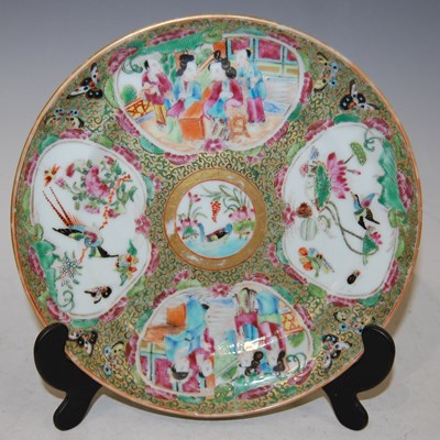 Lot 163 - A Chinese porcelain famille rose Canton plate,...