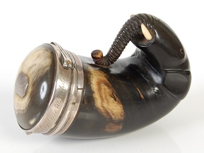 Lot 242 - An unusual Scottish curly horn snuff mull...