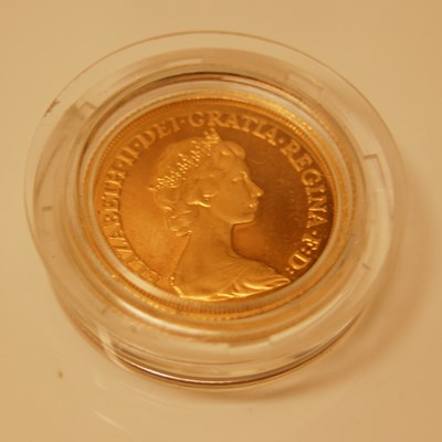 Lot 215 - An Elizabeth II gold half sovereign dated 1982