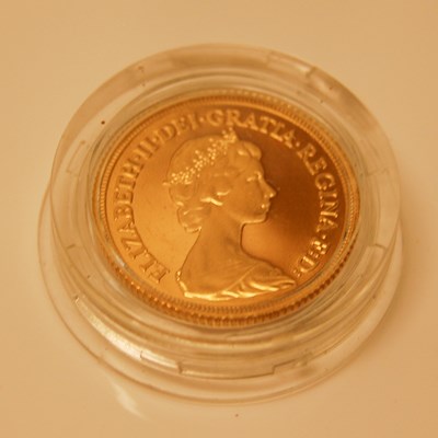 Lot 217 - An Elizabeth II gold half sovereign dated 1982