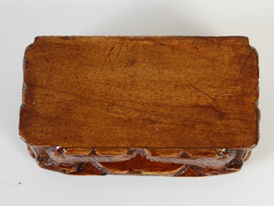 Lot 259 - A small Scottish treen 'blind man' snuff box,...