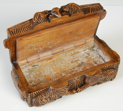 Lot 265 - A Scottish treen 'blind man' table snuff box,...