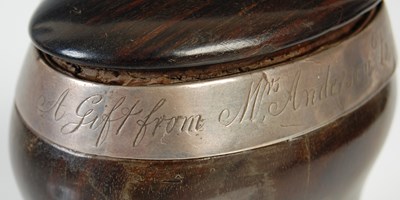 Lot 280 - A Scottish large hardwood baluster snuff mull...