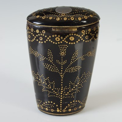 Lot 281 - A highly unusual Scottish horn upright oval...