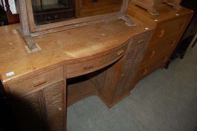 Lot 669 - A group of furniture to include an Art Deco...
