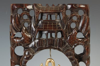 Lot 693 - A Chinese white metal opium pipe, late 19th/ early 20th century