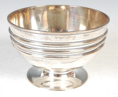 Lot 411 - A Victorian silver footed bowl, London, 1890, makers marks for George Lambert