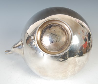 Lot 441 - A Victorian silver tea kettle on stand, Sheffield, 1853