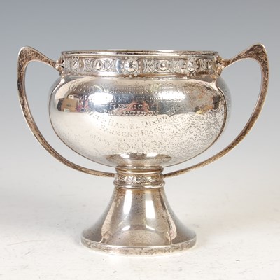 Lot 417 - A George V silver twin handled cup, Chester, 1924, makers mark of SDM