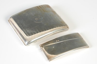 Lot 392 - A George V silver cigarette case, presented as a mark of appreciation