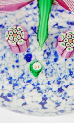 Lot 591 - Three Paul Ysart style paperweights
