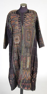 Lot 188 - A vintage Yemeni ladies black ground dress