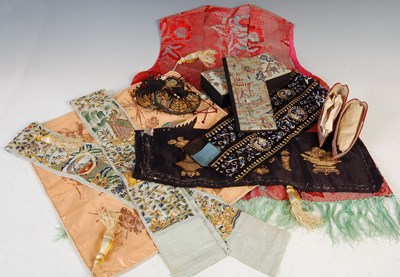 Lot 702 - A group of Chinese silkwork items, Qing Dynasty