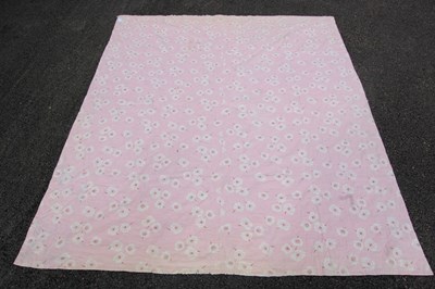 Lot 184 - A late 19th / early 20th century pink ground patchwork quilt