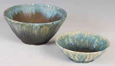 Lot 606 - Two Ruskin pottery bowls, both dated 1927