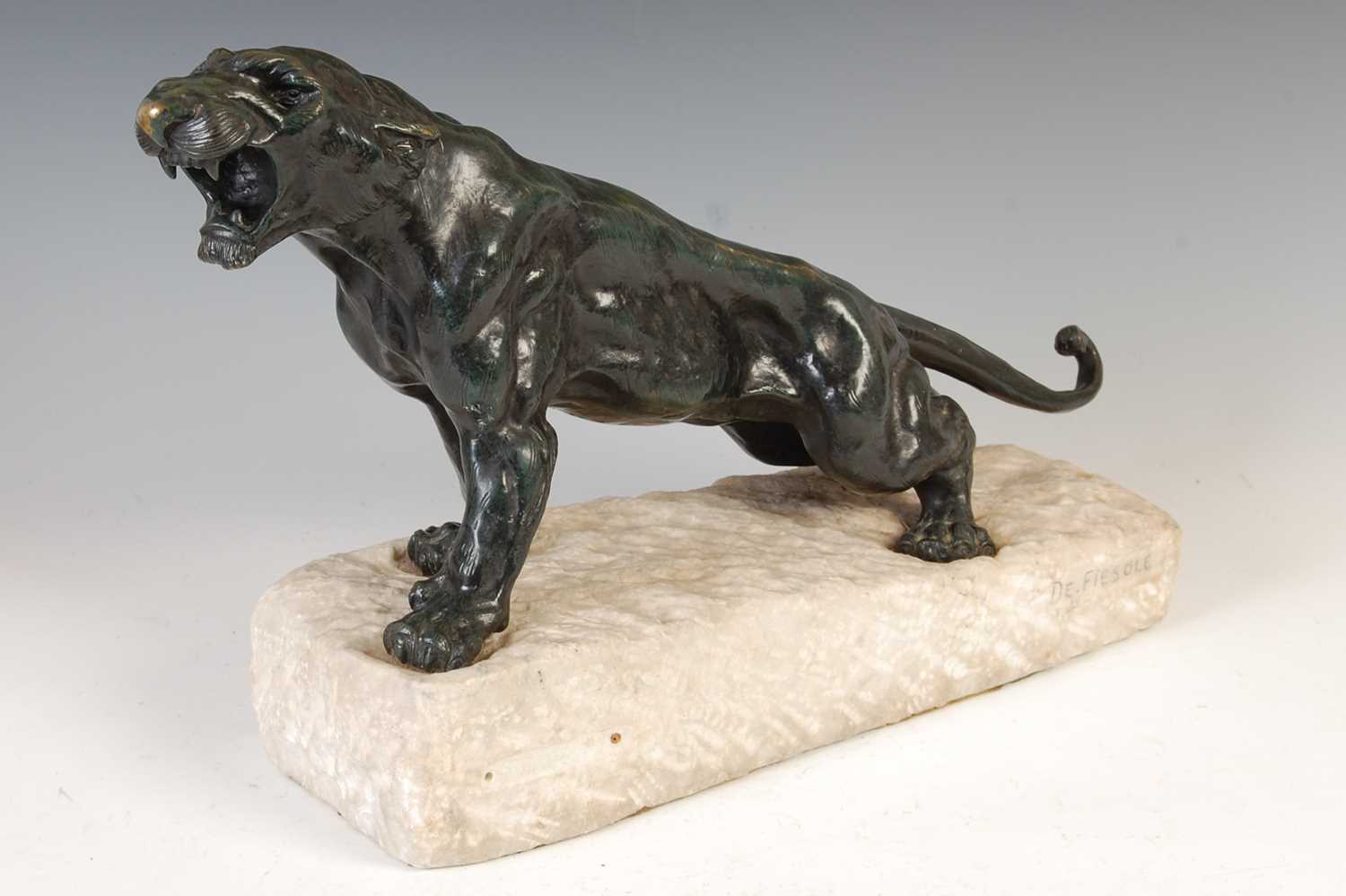 Lot 167 - Nino De Fiesole, an Art Deco bronze model of a roaring tiger