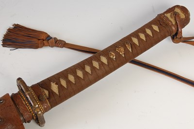 Lot 760 - An early 20th century World War II Japanese officers Samurai sword