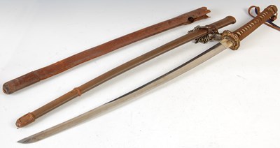 Lot 760 - An early 20th century World War II Japanese officers Samurai sword