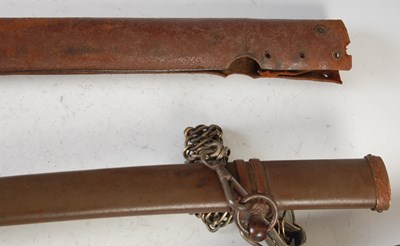 Lot 760 - An early 20th century World War II Japanese officers Samurai sword