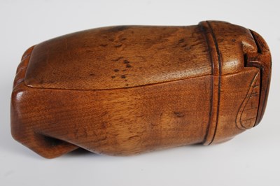 Lot 209 - A rare treen snuff box formed as a hand
