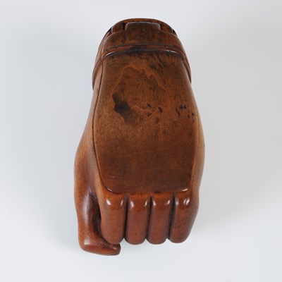 Lot 209 - A rare treen snuff box formed as a hand