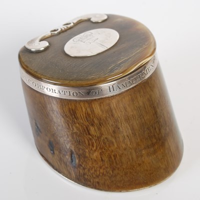 Lot 283 - Canongate Interest: A Scottish horse's hoof snuff box