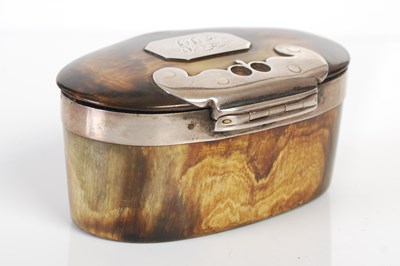 Lot 290 - A Scottish horn upright oval snuff box