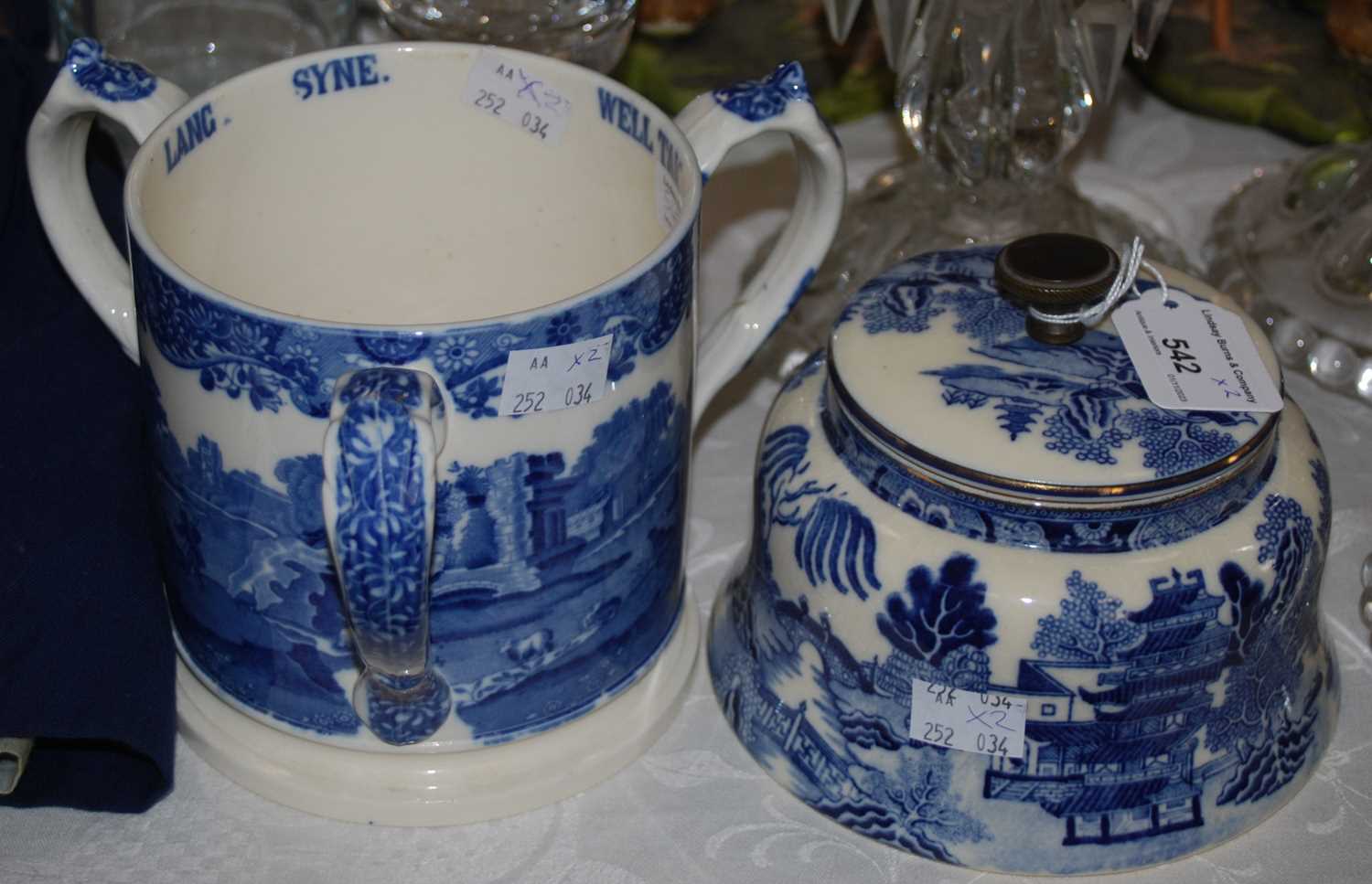 Lot 542 - A Copeland Spode tyg cup, together with a...