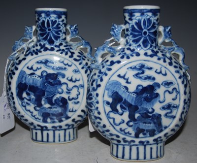 Lot 270 - A pair of Chinese blue and white porcelain...