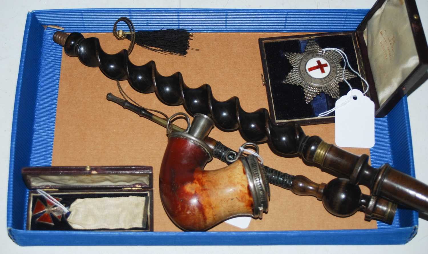 Lot 217 - A group of Masonic interest items to include