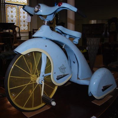 Lot 912 - An early 20th century 1930's style SkyKing...