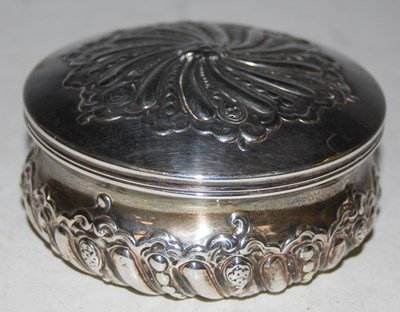 Lot 139 - A Victorian silver circular box and detachable...