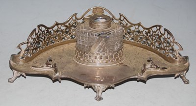 Lot 140 - A London silver desk stand with detachable cut...