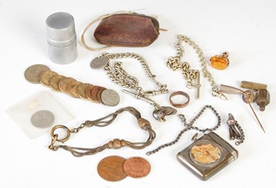 Lot 450 - A collection of assorted jewellery, to include...