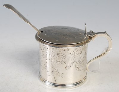 Lot 145 - A Victorian silver mustard pot, London 1845,...