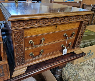 Lot 439 - A 20th century mahogany part canteen of...