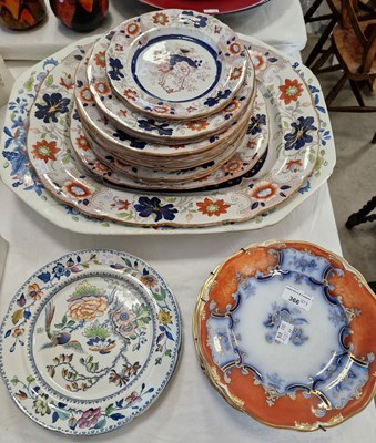 Lot 366 - A group of antique ceramics to include a Real...