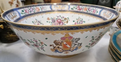 Lot 378 - A 19th century Samson porcelain Armorial bowl.