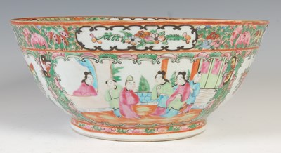 Lot 522 - A Chinese porcelain famille rose Canton punch...