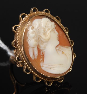 Lot 38 - A 9ct gold and cameo set dress ring, size L,...