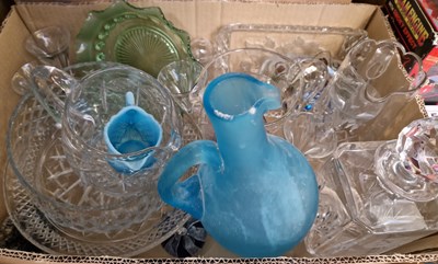 Lot 419A - Box - assorted glassware.