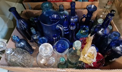 Lot 510 - A box of assorted glassware to include Bristol...