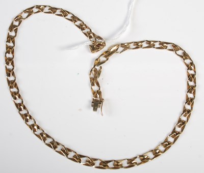 Lot 275 - A 9ct gold necklace, 15 grams.